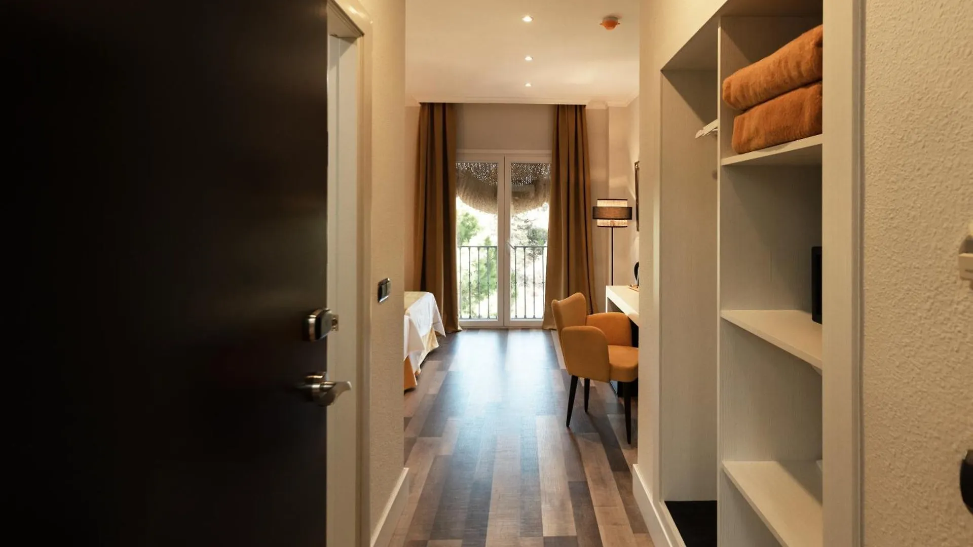 ****  Hotel Altos De Istan Spain
